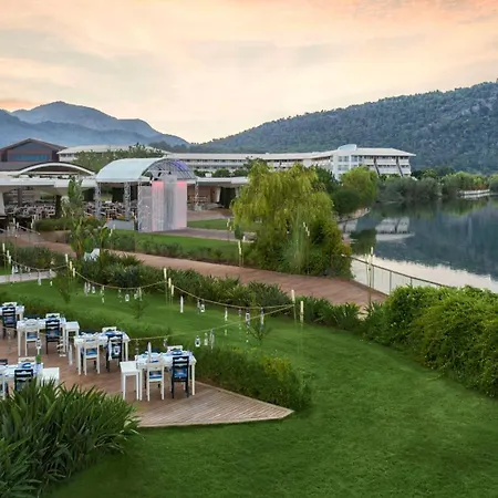 Üdülőközpont Hilton Sarigerme & 5*