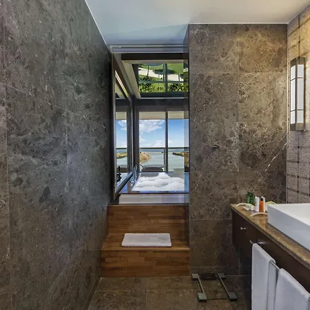 Hilton Sarigerme & Üdülőközpont 5*