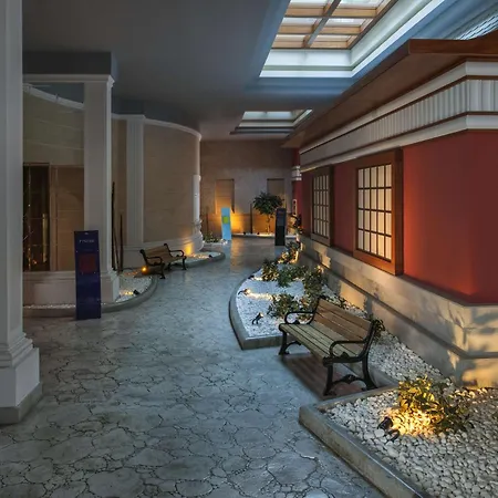 Hilton Sarigerme & 5* Dalaman